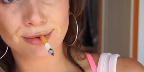 Sexy Smoking & Coughing U.S.A. Chick:Close POV Post Workout+Smoker's Cough (A JULY 4TH 2020 Special)