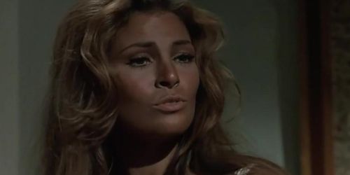 Raquel Welch in first mainstream interracial sex scene (from "100 Rifles", 1969)