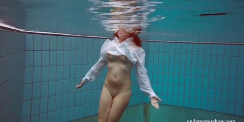 Sexy teens naked underwater swimming stripping