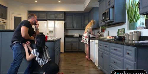 Stunning woman gets banged by hard dick in the kitchen