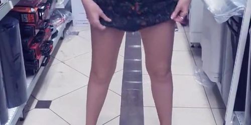 Flashing My Pussy For My Owner at the Store