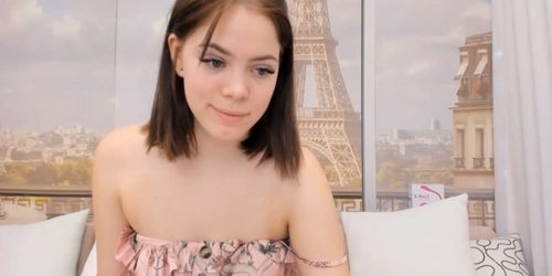 PSYCHOWEBCAMS - Brunette Exposes Her Beautiful Petals (Doll Face)