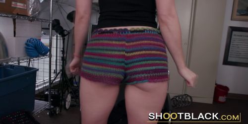 Gorgeous lady with tight ass gets loves dogging this BBC
