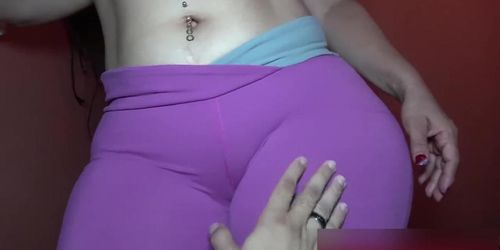 Mami Rosita culona me modela