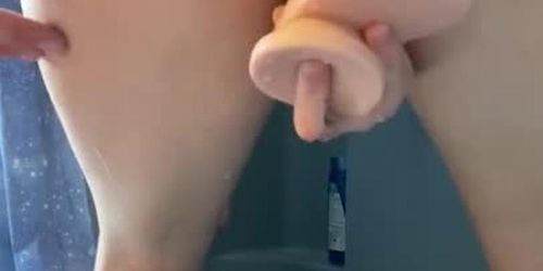 Fucking myself w dildo and giving blowjob same time )