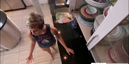 Short hair petite Mickey Reise fucks in reverse cowgirl