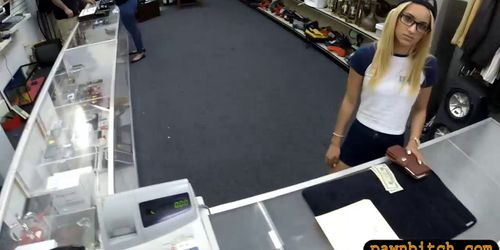 Attractive blonde gal plowed by pawn man at the pawnshop