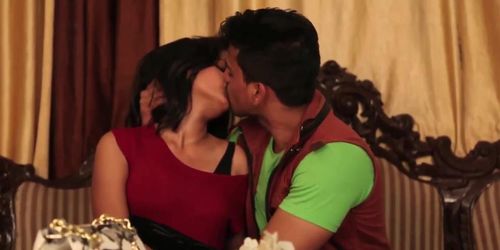 Hot indian girl making out - 2