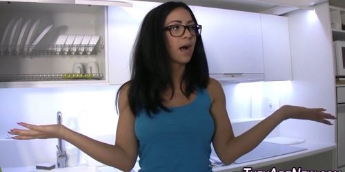 Teen newbie creampied - video 1