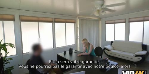 VIP4K. Bébé devrait passer le casting au bureau pour obtenir un crédit