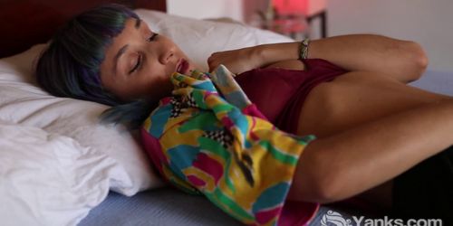 YANKS - Lusty Jay Toying Her Twat
