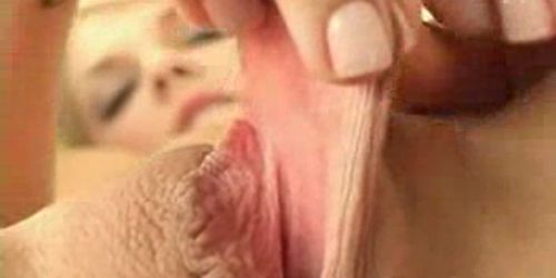 Perfect Blonde with luscious pussylips