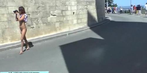 Sexy teen eve naked on public streets