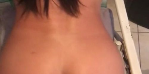 Latina culona follando en cuatro (video VERTICAL) (amateur )