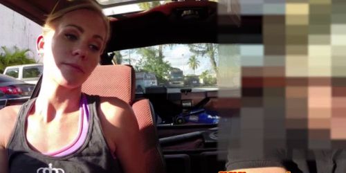 Amateur blonde sucking dick in pawn shop (Hiddencam___ )