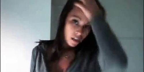 Brunette babe just wants to be famous