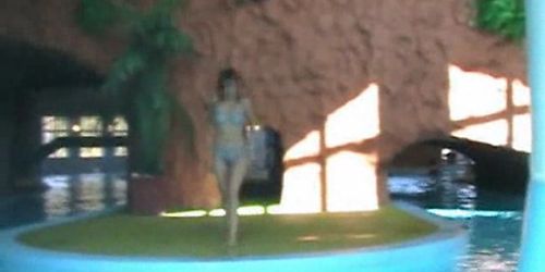 Swimming Pool - video 1