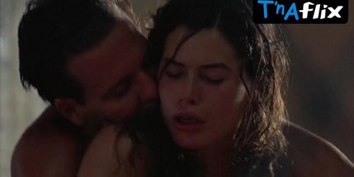 Carre Otis Breasts,  Butt Scene  in Wild Orchid