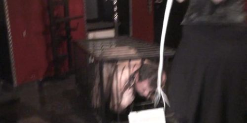 goddess gloria spank her slave in cage