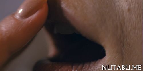 Toy splits pussy lips of a teen - video 17