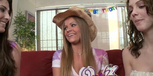 Lez teen pussy eaten out during bday foursome