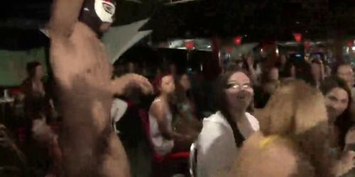 CFNM euros at party sucking with voyeurs watching (amateur )