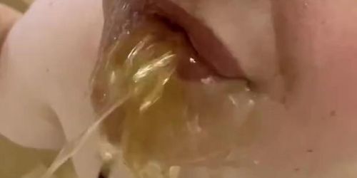 Piss in my mouth (Fetish Fatale)