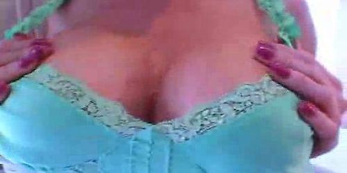 Normiss Nipples - Huge tits on kitchen