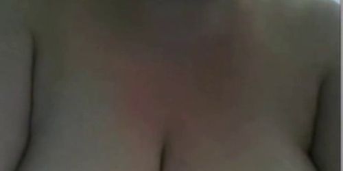 Bbw shows tits on cam