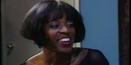 Ebony Star Rachel St.Marie dans Crimson Thighs (Warren Scott, Rachel St. Marie)