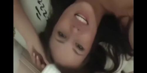 Innan porn video – SVENSK TJEJ F&Aring;R KUK INNAN SKOLAN
