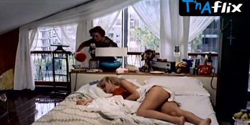 Pamela Tiffin Sexy Scene  in Oggi, Domani, Dopodomani