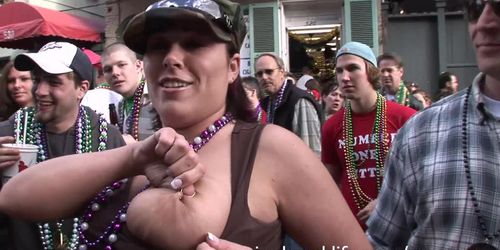 mardi gras flashers public real amateur coeds and matures