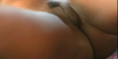 White & Ebony Lesben - Facesitting und Asslicking