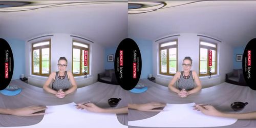 RealityLovers VR - Milf gives Anal for Job