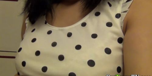 Asian ho fingers herself - video 1