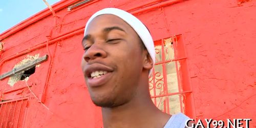 Hot interracial gay sex - video 32