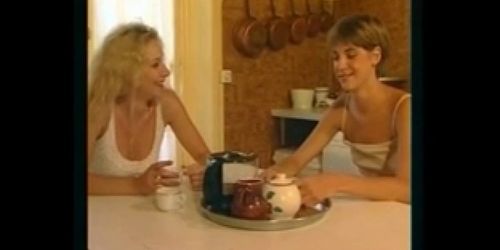 French lesbian amateurs in the kitchen