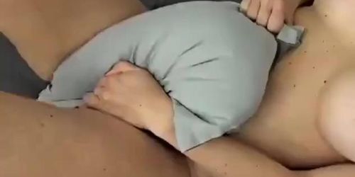Mujer ser masturba en frente de mi