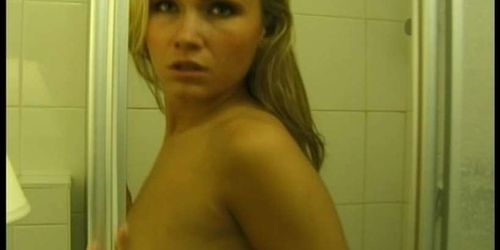 Blonde Babe Gets Clean And Off Part 2