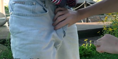 21Sextury Skinny Teen Tries Anal Sex In The Back Yard (Zazie Skymm)