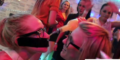 Euro stunners blowing dicks at amateur party