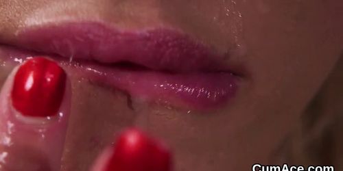 Spicy stunner gets cum load on her face gulping all the jizz