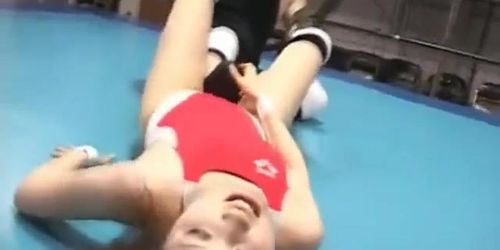 Mix Wrestling Female lose