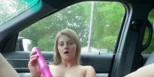 Hotwife masturbates in car in public