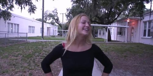 Blonde Outdoor Flasher