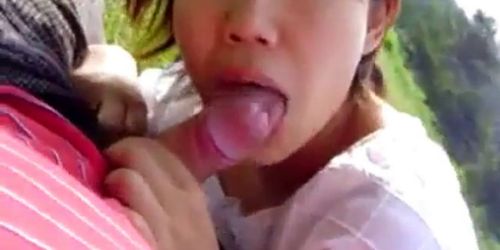 Amateur Asian outdoor bj - video 2