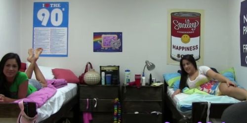 Coed roommates trying some lesbian fun