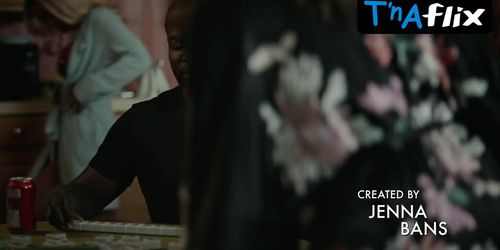 Noureen Dewulf Underwear Scene  in Good Girls