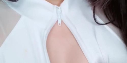 Mi novia me manda video mostrando tetas